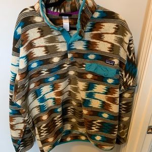 Patagonia pullover jacket